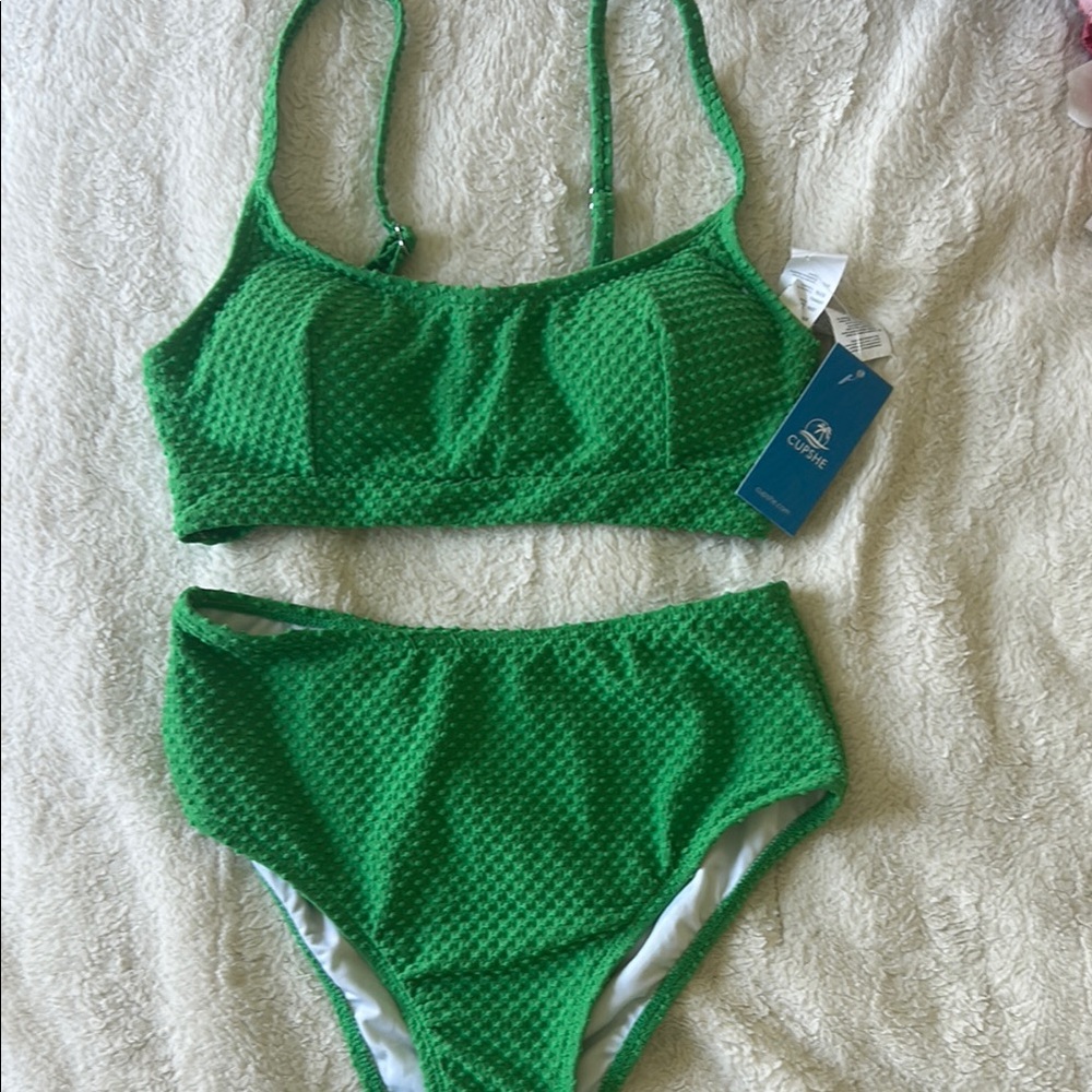 Cupshe Vibrant Green Bikini Set